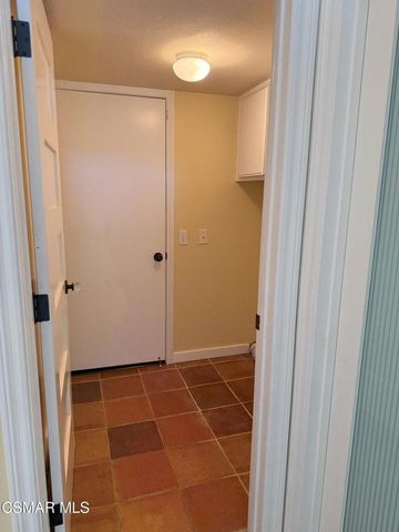 2096 Mccrea Road, Thousand Oaks, CA 91362