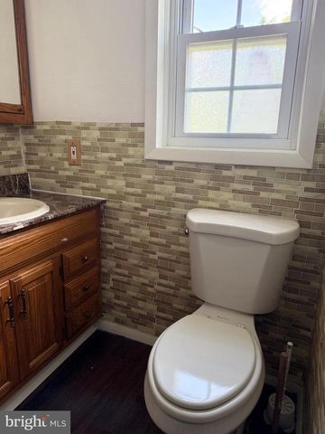 7130 GREENWOOD AVE, Baltimore, MD 21206