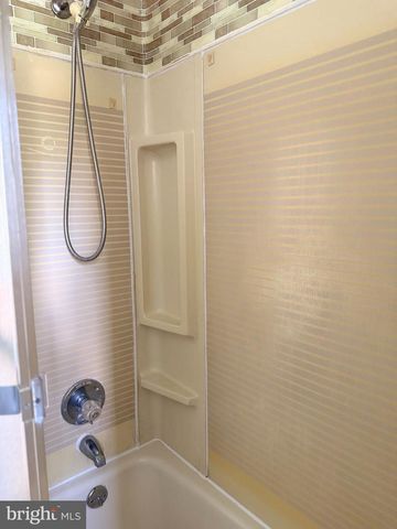 7130 GREENWOOD AVE, Baltimore, MD 21206