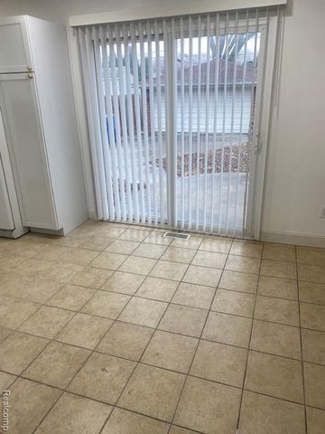 32430 Tecla Drive, Warren, MI 48088