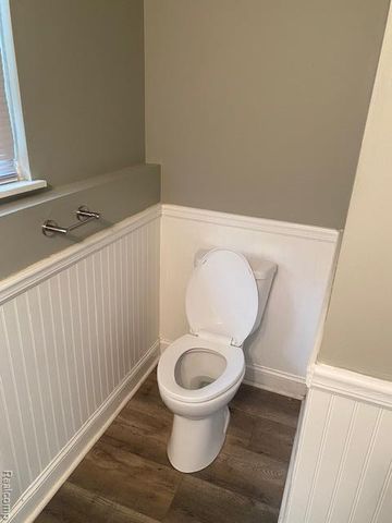 32430 Tecla Drive, Warren, MI 48088