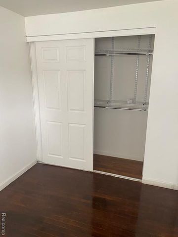 32430 Tecla Drive, Warren, MI 48088