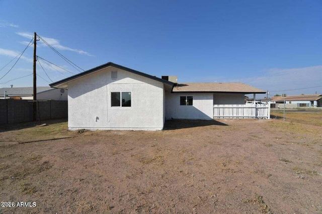 2535 E SOUTHGATE Avenue, Phoenix, AZ 85040