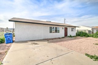 2535 E SOUTHGATE Avenue, Phoenix, AZ 85040