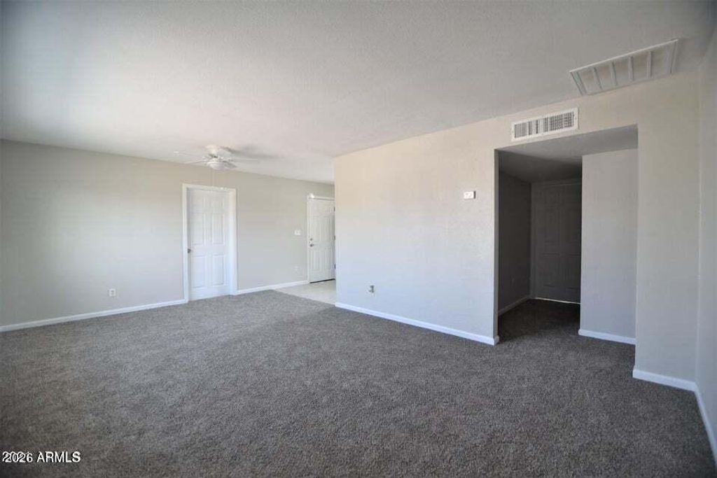 Image 5 of property listing at 2535 E Southgate Avenue, Phoenix, AZ 85040