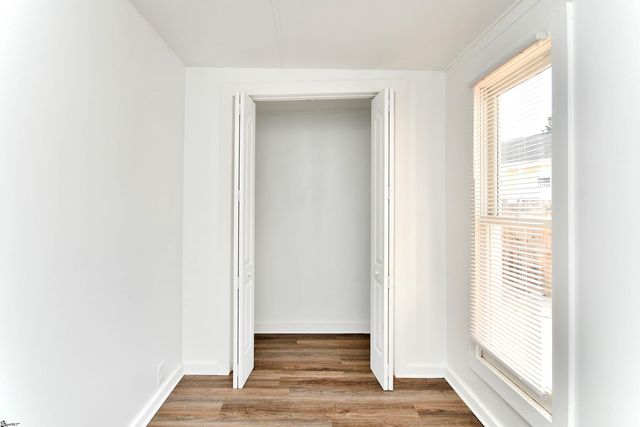 210 Walnut Hill Drive, Easley, SC 29642