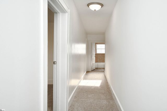 210 Walnut Hill Drive, Easley, SC 29642