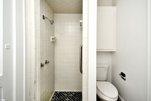 210 Walnut Hill Drive, Easley, SC 29642