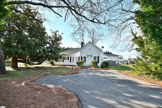 210 Walnut Hill Drive, Easley, SC 29642