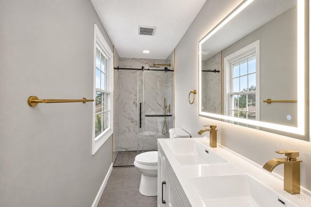 11554 Lincolnshire Drive, Forest Park, OH 45240