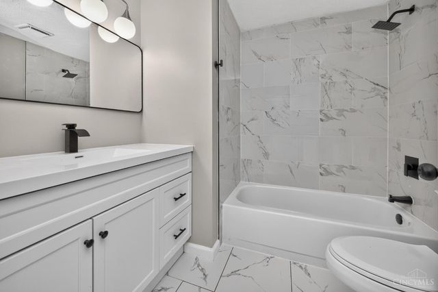 11554 Lincolnshire Drive, Forest Park, OH 45240