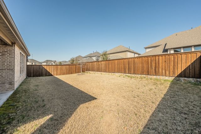 1934 Stonebrook Street, Celina, TX 75009