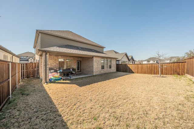 1934 Stonebrook Street, Celina, TX 75009