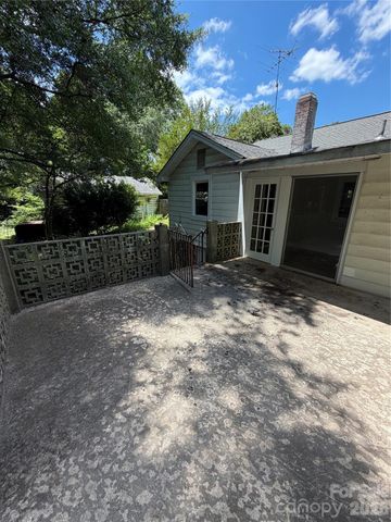 1911 White Street, Gastonia, NC 28052