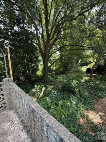 1911 White Street, Gastonia, NC 28052