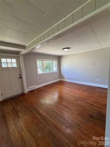 1911 White Street, Gastonia, NC 28052