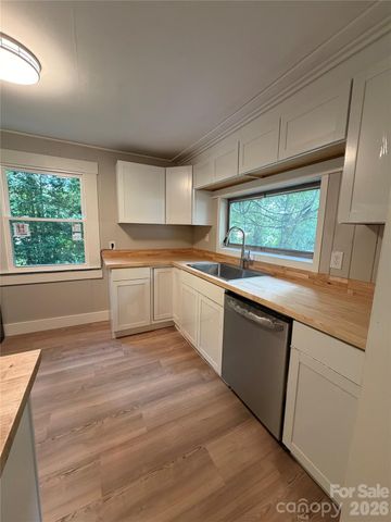 1911 White Street, Gastonia, NC 28052