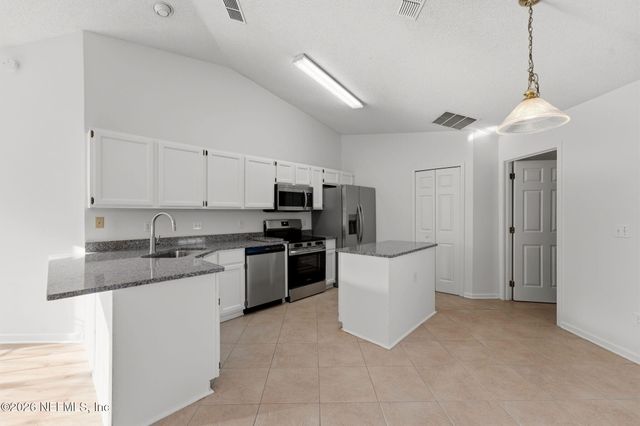 4521 LONGLEAF Court, Fleming Island, FL 32003