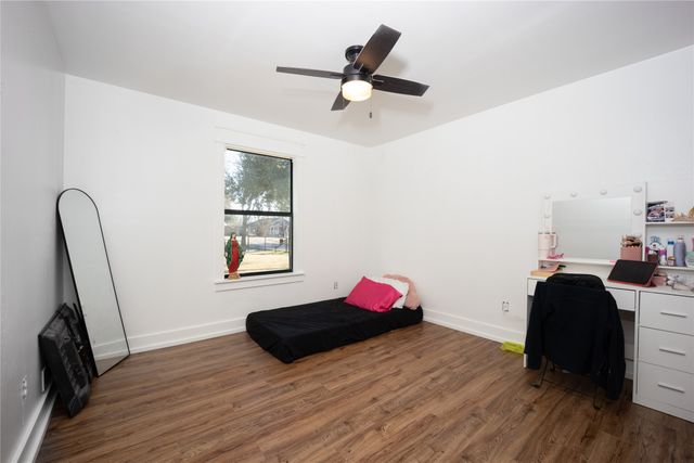 230 Fm 1183, Alma, TX 75119