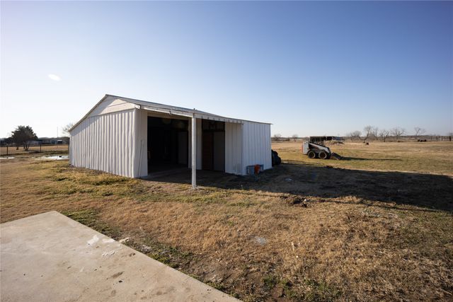 230 Fm 1183, Alma, TX 75119