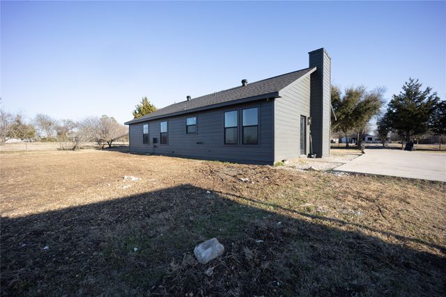 230 Fm 1183, Alma, TX 75119