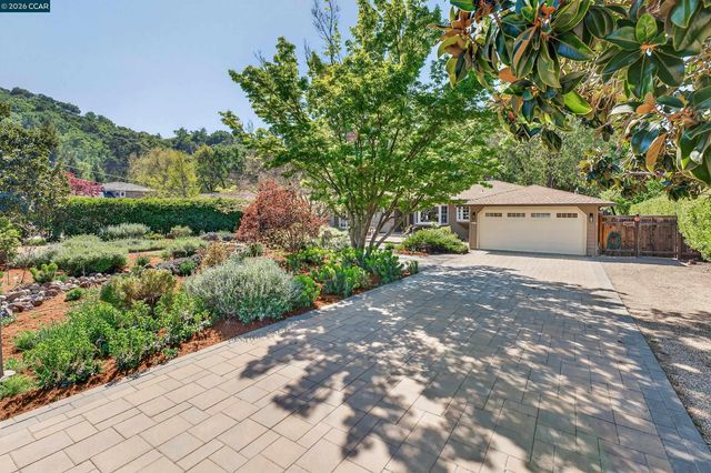 261 Montecillo Drive, Walnut Creek, CA 94595
