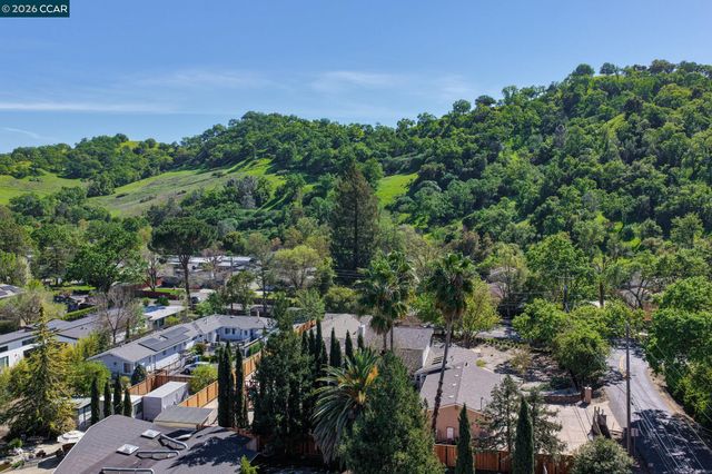 261 Montecillo Drive, Walnut Creek, CA 94595