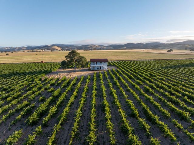 68277 Jolon Road, Bradley, CA 93426