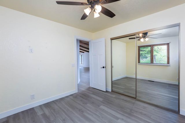 48187 McFarland Road, Oakridge, OR 97463