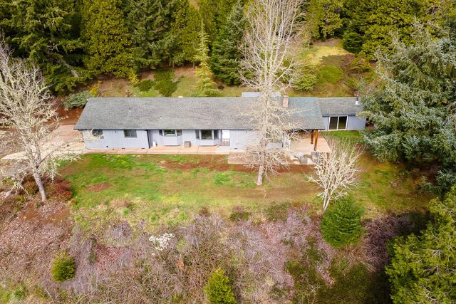 48187 McFarland Road, Oakridge, OR 97463