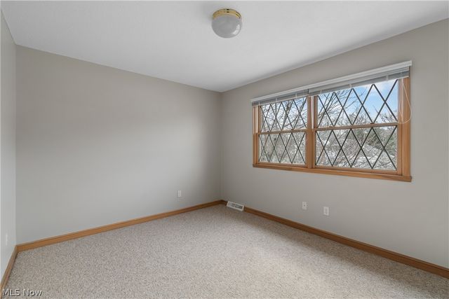 4469 Shelly Drive, Seven Hills, OH 44131