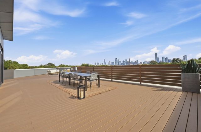 2209 S 1st ST 401, Austin, TX 78704