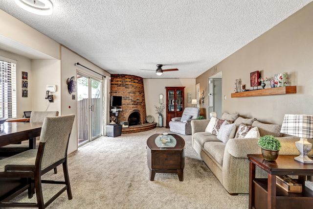 2001 Algodones Street NE, Albuquerque, NM 87112