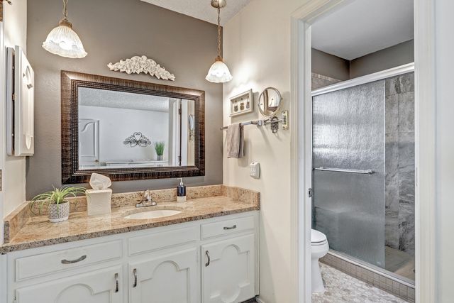 2001 Algodones Street NE, Albuquerque, NM 87112