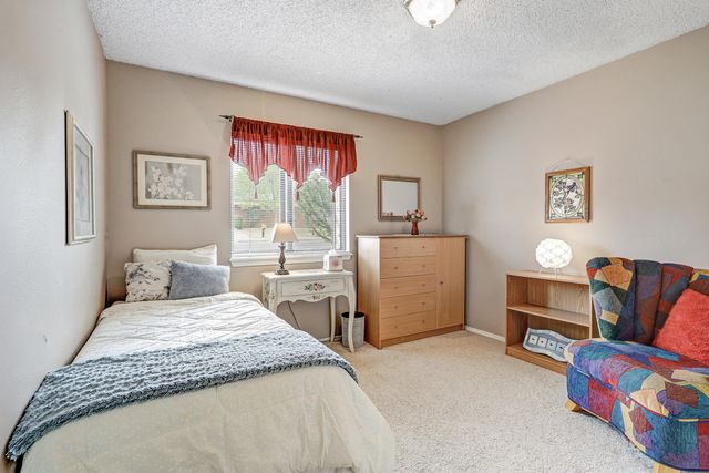 2001 Algodones Street NE, Albuquerque, NM 87112