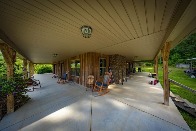 17607 Burlingame Road, Little Rock, AR 72223