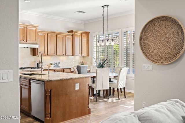 3837 E OLD STONE Circle S, Chandler, AZ 85249