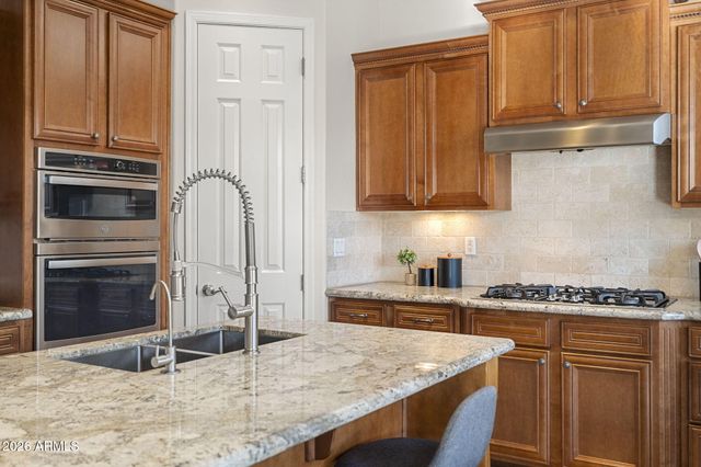 3837 E OLD STONE Circle S, Chandler, AZ 85249