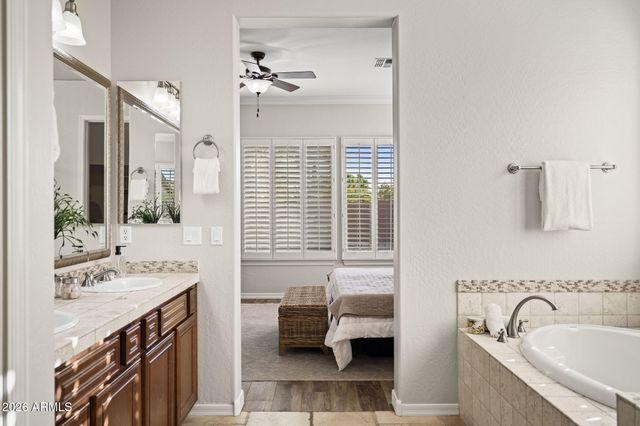 3837 E OLD STONE Circle S, Chandler, AZ 85249