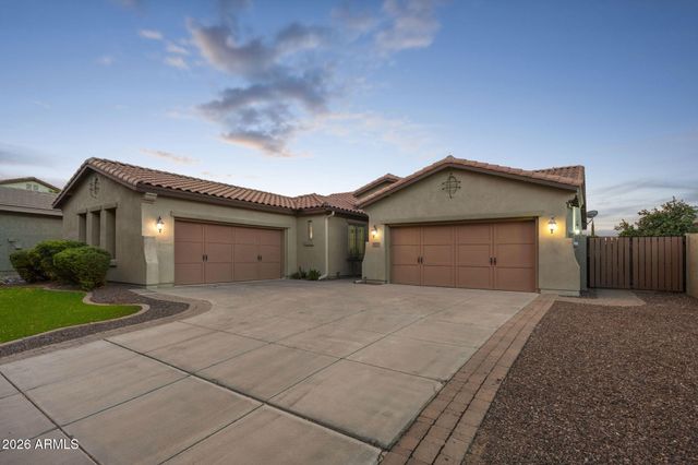 3837 E OLD STONE Circle S, Chandler, AZ 85249