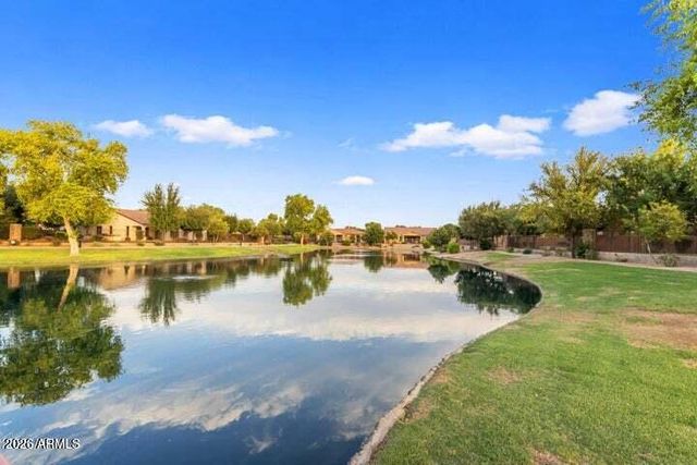 3837 E OLD STONE Circle S, Chandler, AZ 85249
