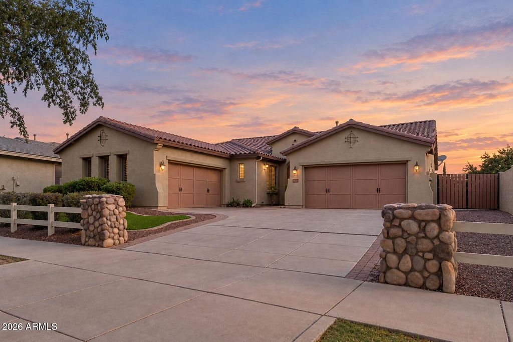 3837 E OLD STONE Circle S, Chandler, AZ 85249 — exterior