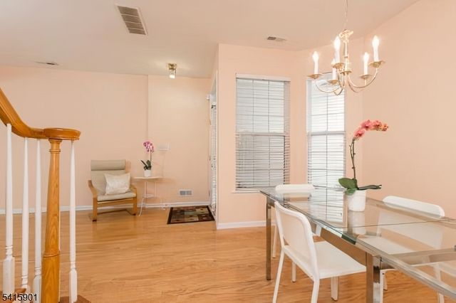 28 Sutton Ct, Hopewell Twp., NJ 08534