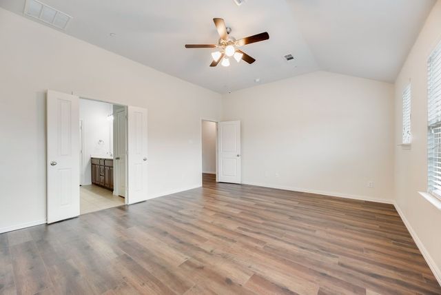 2559 Sarah Lane, Lewisville, TX 75056