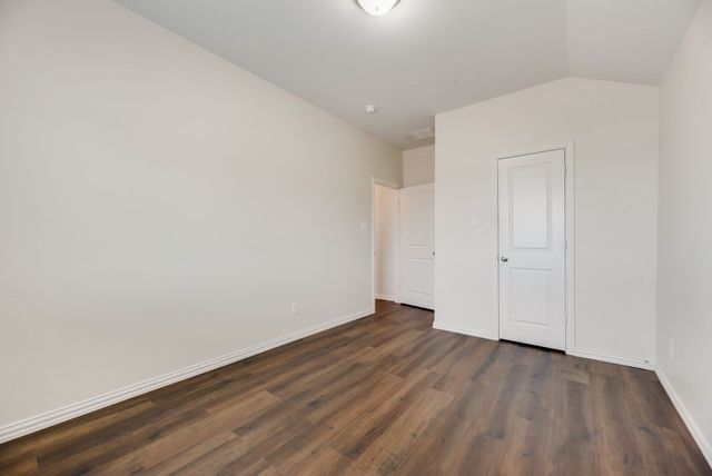 2559 Sarah Lane, Lewisville, TX 75056