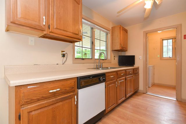 154 Leightons Corner Road, Strafford, NH 03884