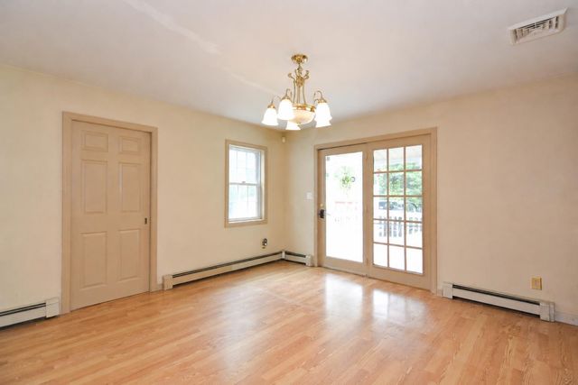 154 Leightons Corner Road, Strafford, NH 03884