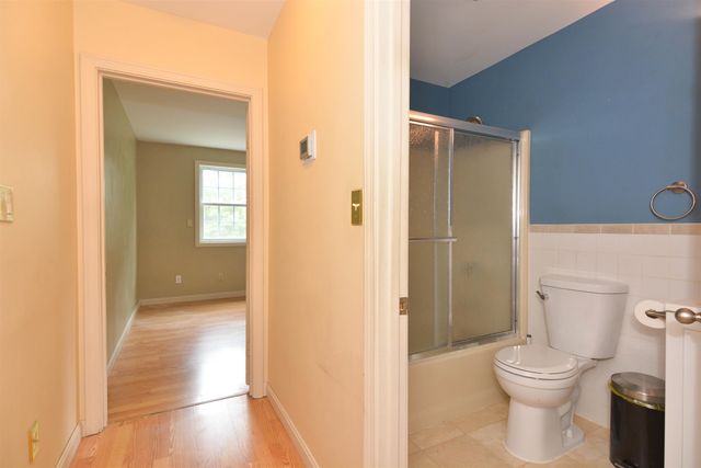 154 Leightons Corner Road, Strafford, NH 03884