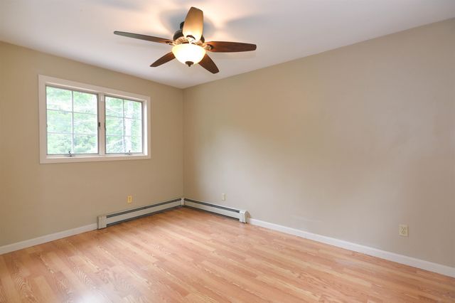 154 Leightons Corner Road, Strafford, NH 03884