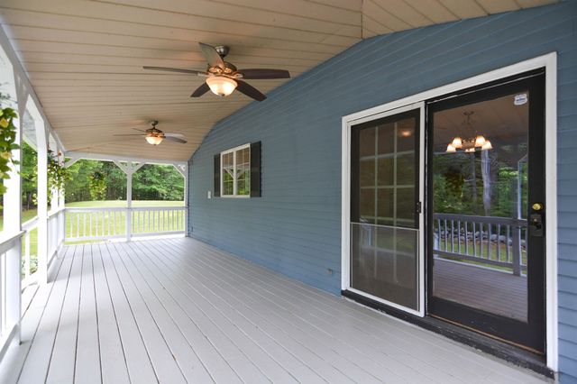 154 Leightons Corner Road, Strafford, NH 03884